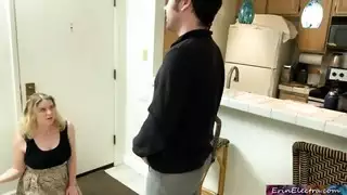 سكس بنات تنتاك من وراء الباب من صاحبها وزوجها من شاعرف