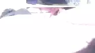 كارتر فوكس تحصل على شقها المشعر يُضرَب بقوة