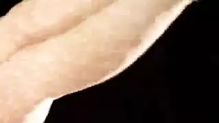 سحاق شقروات في الفراش