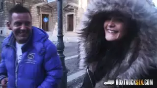 وسع كسي ومؤخرتي في هذا الثلاثي