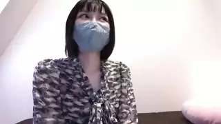 أول مرة شرجية: فتاة هاوية تحب النكاح العنيف في الحلق