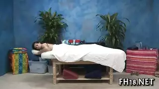 لم تتخيل أبدًا أنه مهووس إباحيًا هكذا