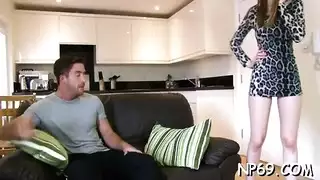 مراهقات بالكاد قانونيات يقدمن أداء صريح فيديو xxx كامل