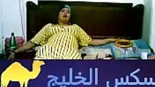 ممحونه تتناك وهي تشرب سجارة
