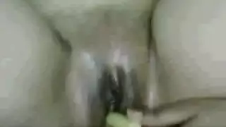 تقبيل حلق عميق وجنس وجه عن قرب لفتاة عربية في فيلم إباحي