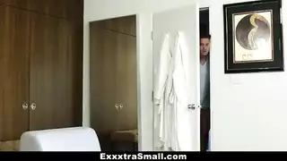اخيها وصدقتها
