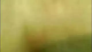 تدكية كس قاسية وهي تركض على زبه
