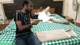 عاهرة قضيب هواة طماعة 5 آلاف روبية لكل جلسة صريحة