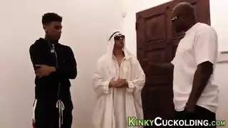 تدريب فم خاضع من دومينا عربية