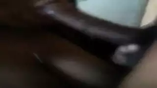 القفز على ثدييها المثاليين في هذا المشهد الإباحي