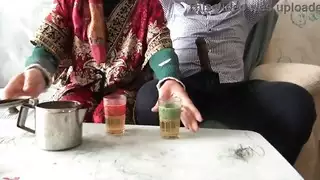 أم تركية تأخذ بي بي سي زوج ديوث يشاهد من منظور الكاميرا
