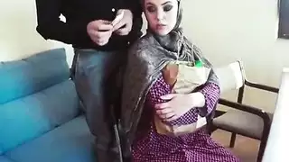 مص قضيب مجهول مقابل دفع نقدي