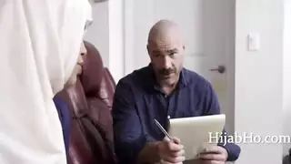 هزات الخوف: تحكم النشوة في العذاب النفسي