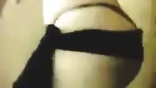 حركات عربية مغرية تؤدي إلى جنس فموي عميق وشرجي