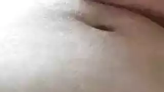 مايا مع السائق
