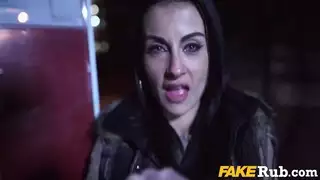 إسبانية ممثلة إباحية تدفع مقابل جلسة مص قوي وجنس عنيف