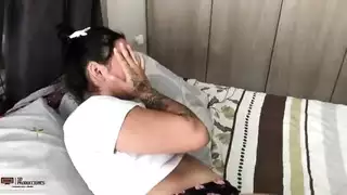 قضيب زوج أمي الكبير إدماني