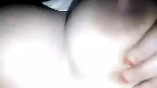 شاف زوجه مش عنده فدخل