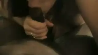 الديك الأسود في السماء