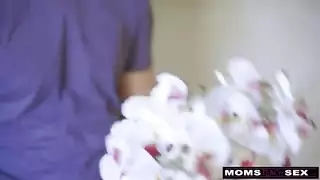 النيك المصري الرومنسيه تصوير مخفي وعنف