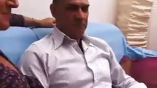 اب يركب بنته نيك
