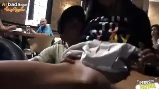 سكس على البار امام الجميع