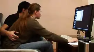 سكس روسي عنيف مع فتاة شبه عارية