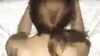 جلسة نادي لاتينا صغيرة الحجم بإيلاج مزدوج