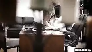 مقابل اعمال في الشارع