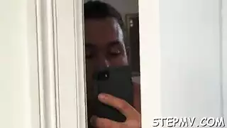 ولد ينيك حماته من طيزها