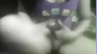 شريط جنسي سري لنقابية: كشف كامل للجسم والصدر