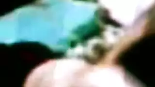قحبة مغربية كيصورها زبون ديالها و هو كيحويها من ترمتها الكبيرة