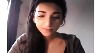 تتلصص بلحمام
