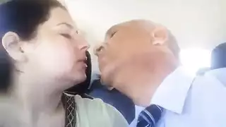 ممرضة مغربية ناضجة تمص وتتناك من صديق زوجها