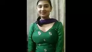 فيلم إباحي هندي كامل: جلسة جامحة لثنائي جميل