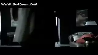 قصة زوجة مثيرة: هي عطشى لجنس قوي بالقضيب الكبير