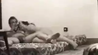 كوبل عربي كلاسيكي في فيلم إباحي: مص عميق وجنس عنيف