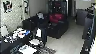 المدير يمارس الجنس مع مهبل السكرتيرة الضيق كتعويض