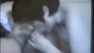 مص قوي يقود إلى تدمير عنيف للفتحة