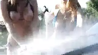 بنات تناك بي طيزها مع غسل السيارات علىشط