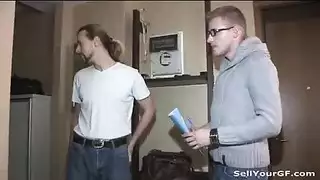 مؤخرات سميكة لبي بي دبليو في متعة جنس إكس إكس إكس وتبول