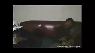 سباك نجم إباحي يمارس الجنس بقوة مع ربة منزل