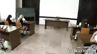 حركة زنا ساخنة زوجة منتشرة على طاولة العشاء