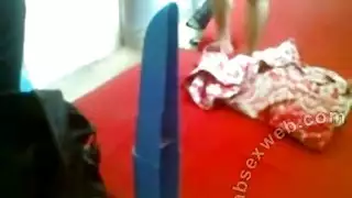سكس يدخل زب في الكس بقوه