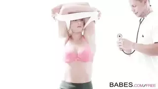 سكس تطلب عامل تصليح وتهيج عليه