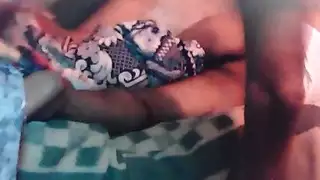 لواط يحصر صديقه في الفندق ويريحه