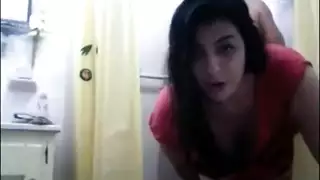 نيك محارم عربي في الحمام : ينيك مراة اخوه ويقذف عليها