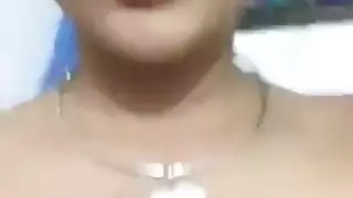 خضوع الأم الناضجة: بورن هيمنة قاسية