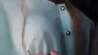 سكس قوي أثناء الدورة: جلسة نيك فوضوية