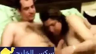 وصاخبة مكتنزة